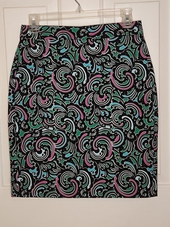 Dresses & Skirts - Print Pencil Skirt Size 0🎄